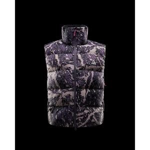 New Women’s Size S Nike ACG "Lunar Lake"Women's Therma-FIT ADV Vest.